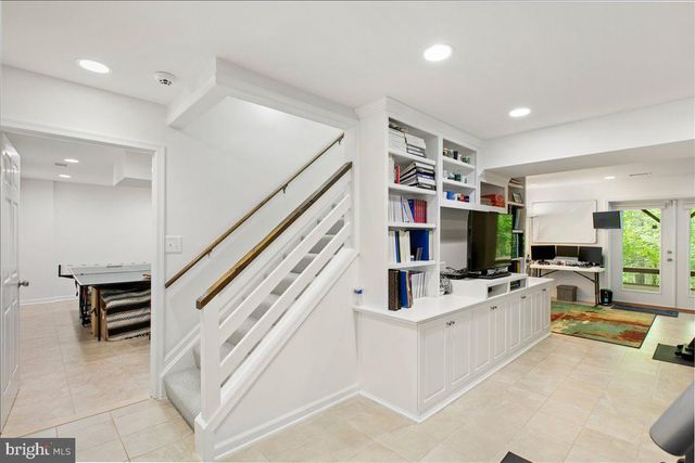 10741 MIDSUMMER DR, Reston, VA 20191