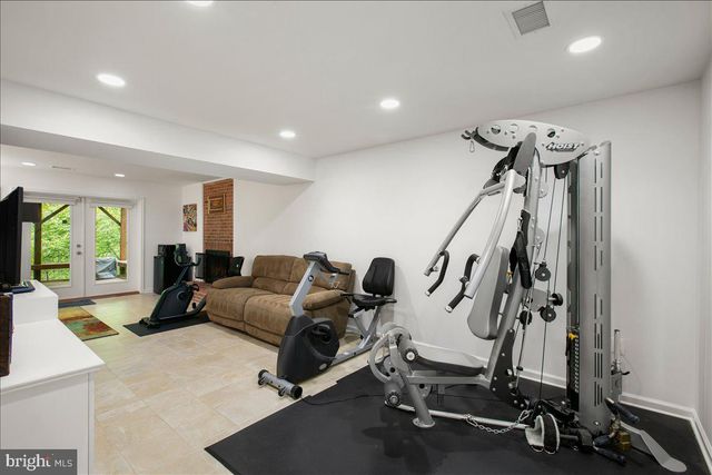 10741 MIDSUMMER DR, Reston, VA 20191