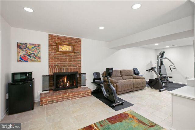 10741 MIDSUMMER DR, Reston, VA 20191