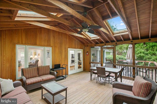 10741 MIDSUMMER DR, Reston, VA 20191