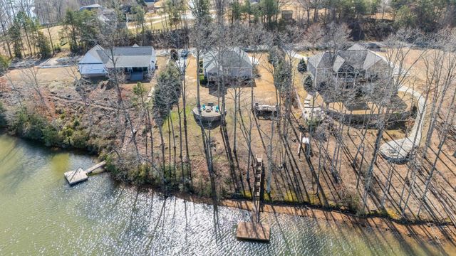 1675 Casey Creek Road, Chesnee, SC 29323