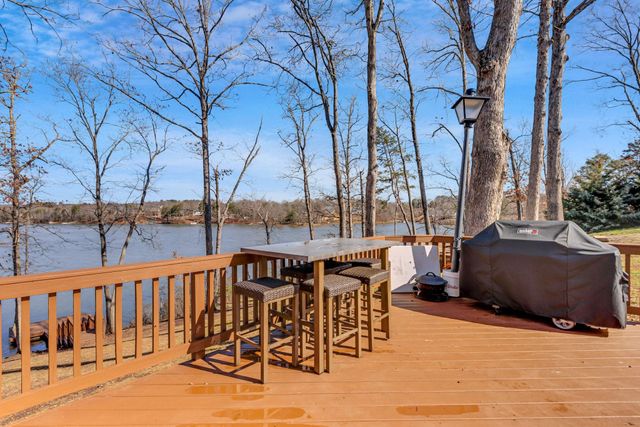 1675 Casey Creek Road, Chesnee, SC 29323