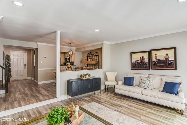 242 Teasdale Place, Morganville, NJ 07751