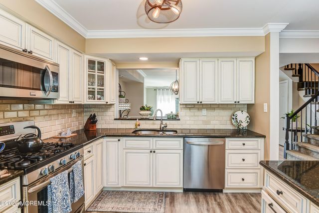 242 Teasdale Place, Morganville, NJ 07751