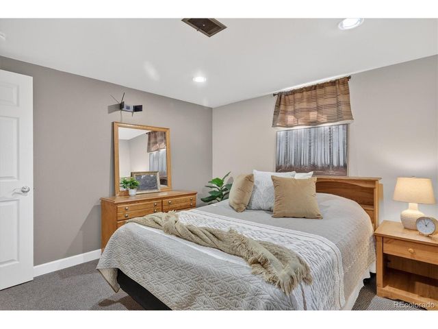 1732 S Elm St, Denver, CO 80222