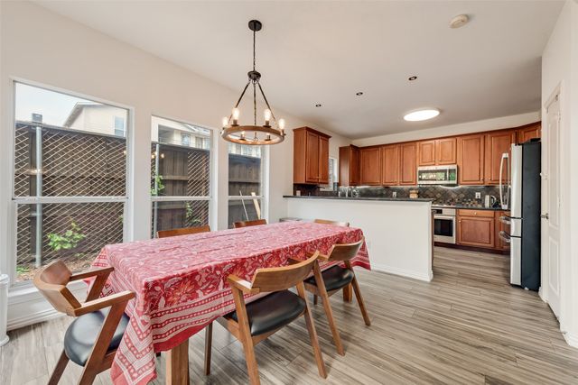 5735 Richmond Avenue A, Dallas, TX 75206