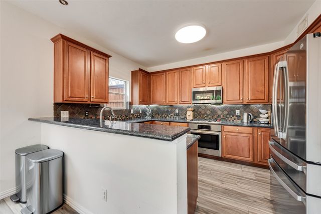 5735 Richmond Avenue A, Dallas, TX 75206