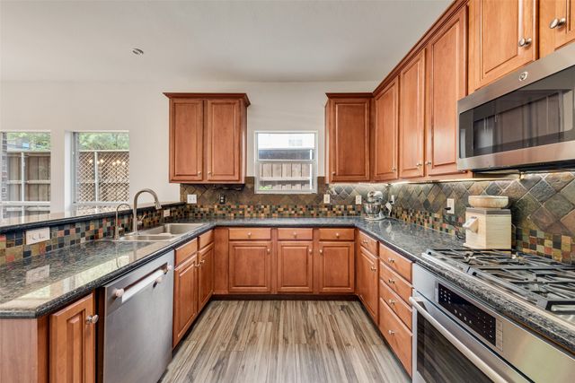 5735 Richmond Avenue A, Dallas, TX 75206