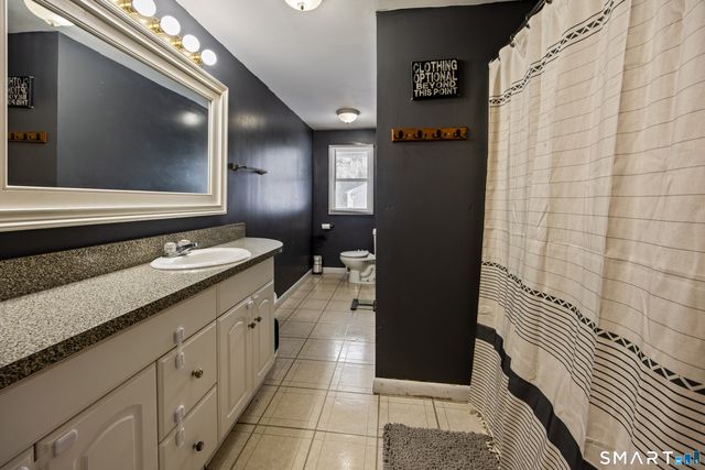 38 Mountain Road, Cheshire, CT 06410