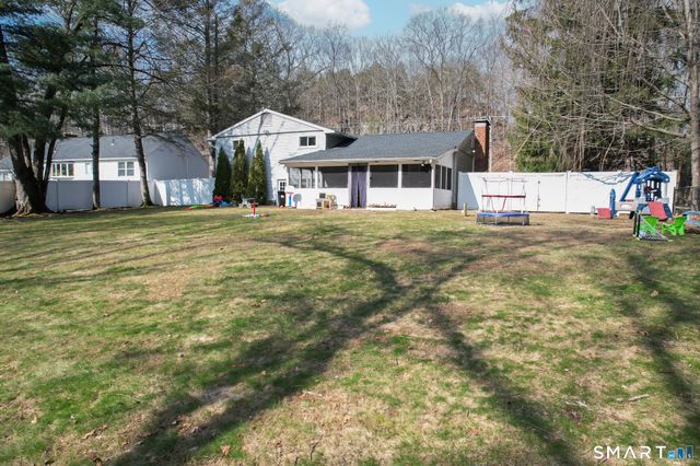 38 Mountain Road, Cheshire, CT 06410