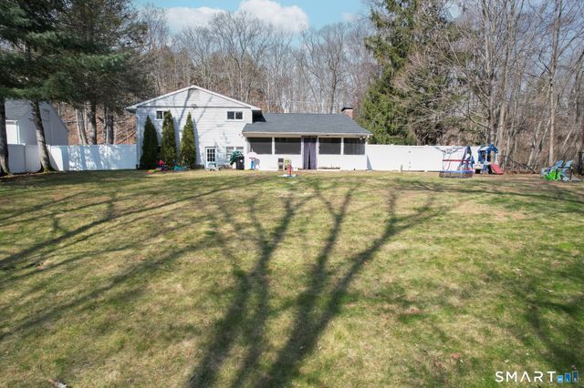 38 Mountain Road, Cheshire, CT 06410