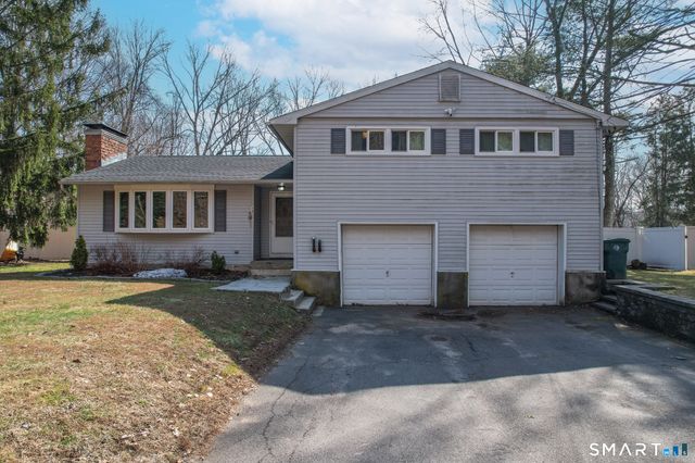 38 Mountain Road, Cheshire, CT 06410