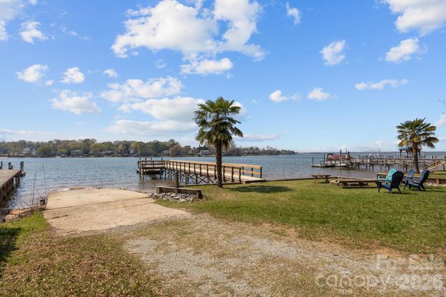 20837 Sierra Vista Drive, Cornelius, NC 28031