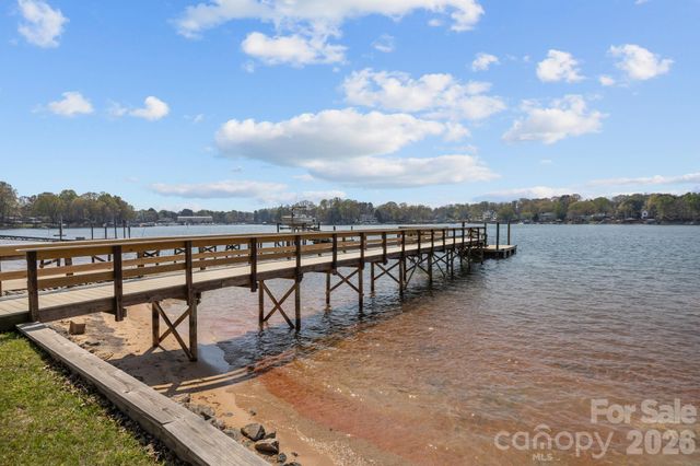 20837 Sierra Vista Drive, Cornelius, NC 28031