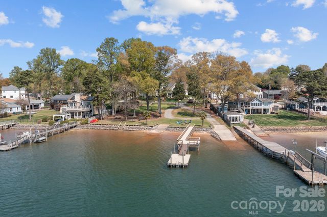 20837 Sierra Vista Drive, Cornelius, NC 28031