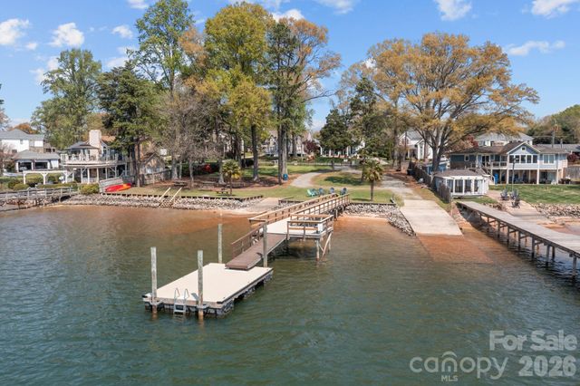 20837 Sierra Vista Drive, Cornelius, NC 28031