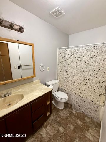 566 Douglas Street, Fallon, NV 89406
