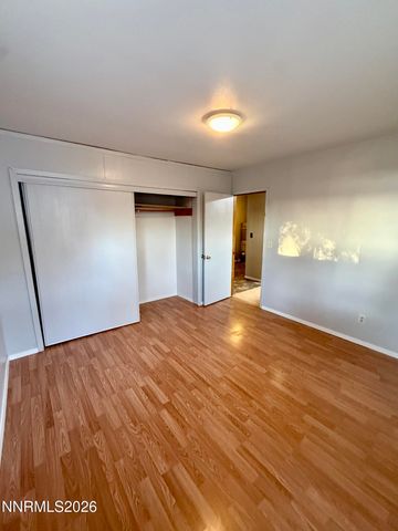 566 Douglas Street, Fallon, NV 89406