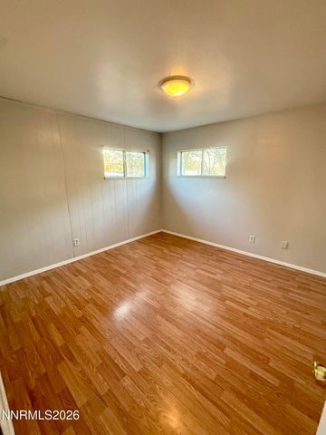 566 Douglas Street, Fallon, NV 89406