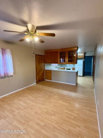566 Douglas Street, Fallon, NV 89406