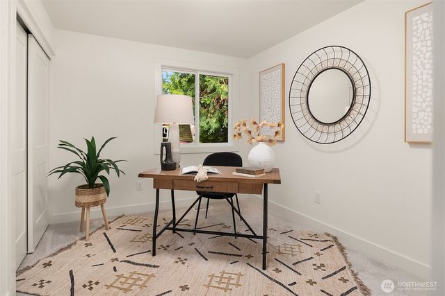 14020 NE 62nd Street, Redmond, WA 98052