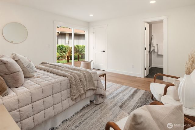 14020 NE 62nd Street, Redmond, WA 98052