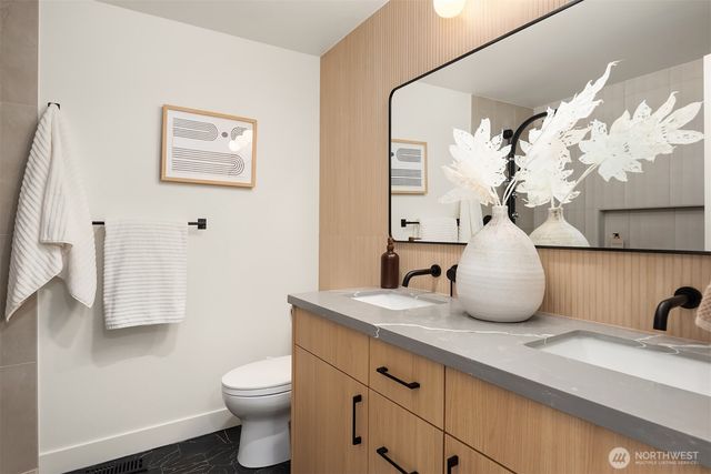 14020 NE 62nd Street, Redmond, WA 98052