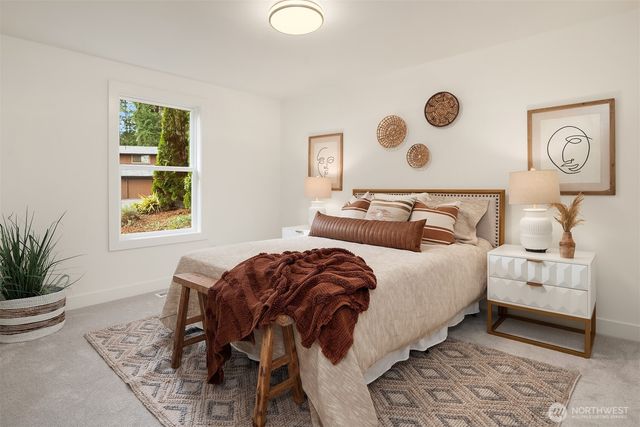 14020 NE 62nd Street, Redmond, WA 98052