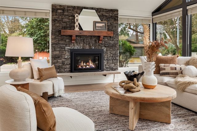 14020 NE 62nd Street, Redmond, WA 98052