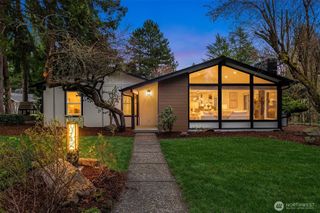 14020 NE 62nd Street, Redmond, WA 98052