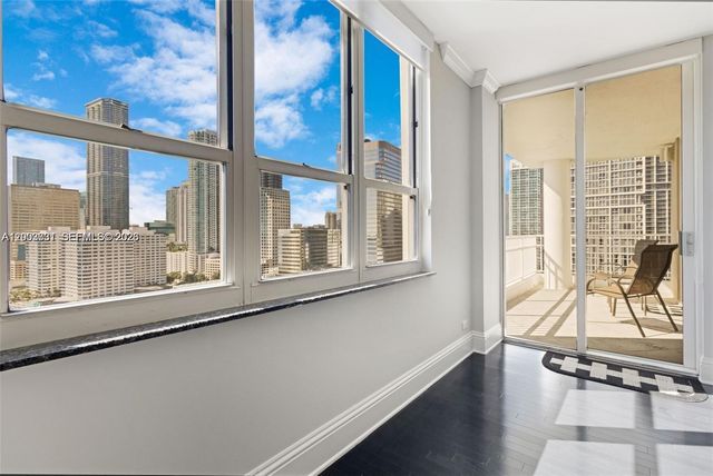 701 Brickell Key Blvd 2103, Miami, FL 33131