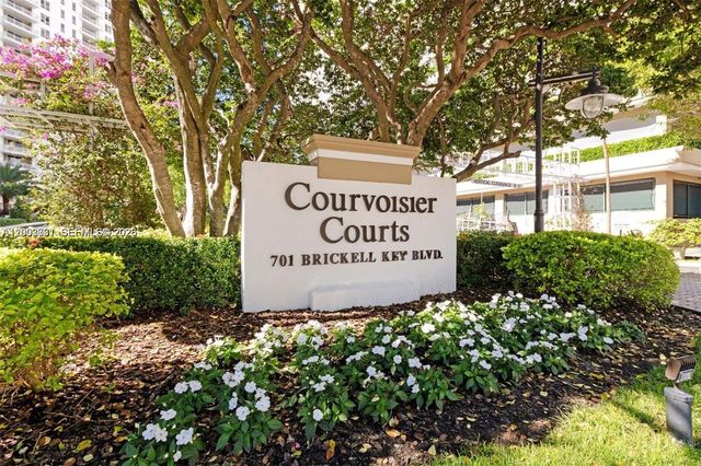 701 Brickell Key Blvd 2103, Miami, FL 33131