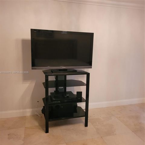 1865 S Ocean Dr 7B, Hallandale Beach, FL 33009