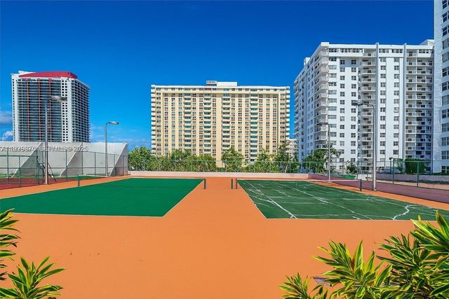 1865 S Ocean Dr 7B, Hallandale Beach, FL 33009