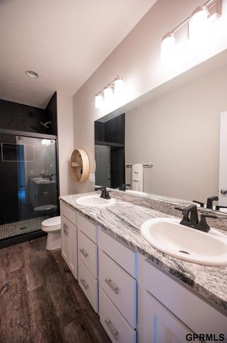 7808 Nicole Lane, Lincoln, NE 68516