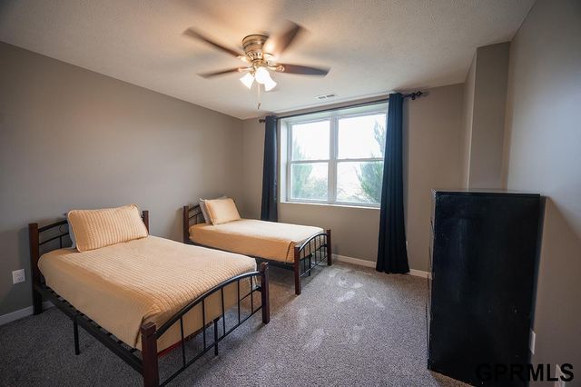 7808 Nicole Lane, Lincoln, NE 68516