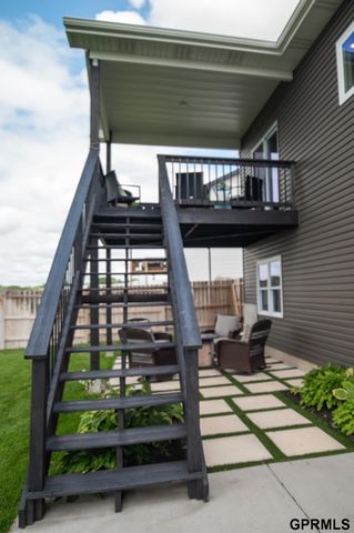 7808 Nicole Lane, Lincoln, NE 68516