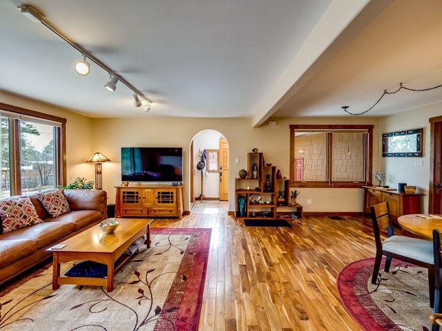 2382 33rd Street, Los Alamos, NM 87544