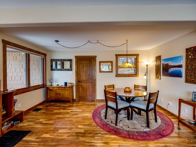 2382 33rd Street, Los Alamos, NM 87544