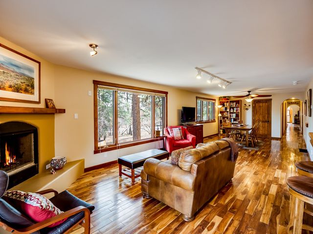 2382 33rd Street, Los Alamos, NM 87544