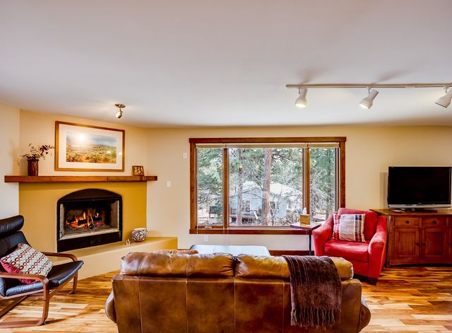 2382 33rd Street, Los Alamos, NM 87544