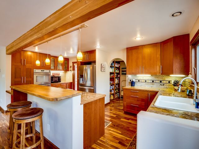 2382 33rd Street, Los Alamos, NM 87544