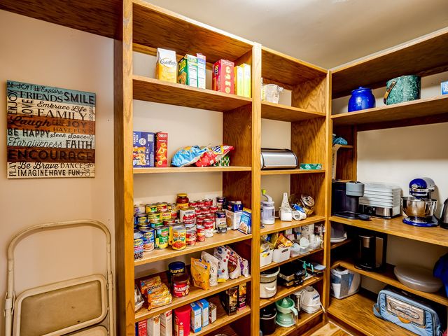 2382 33rd Street, Los Alamos, NM 87544