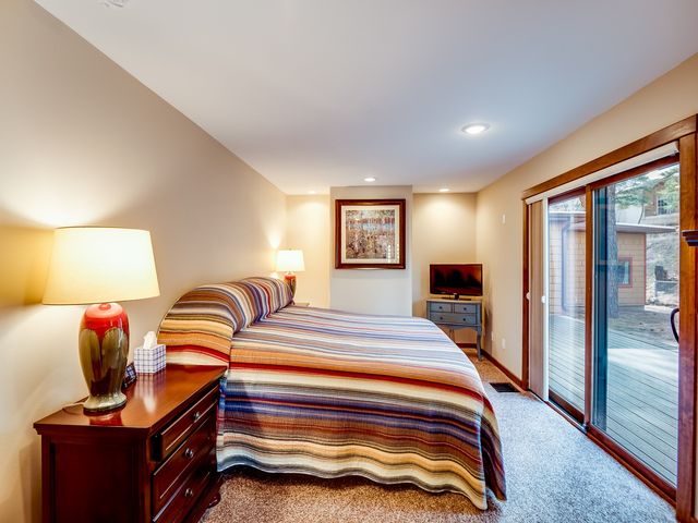 2382 33rd Street, Los Alamos, NM 87544