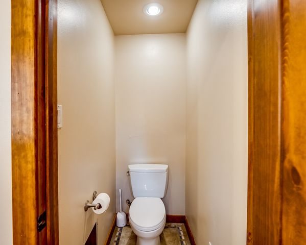 2382 33rd Street, Los Alamos, NM 87544