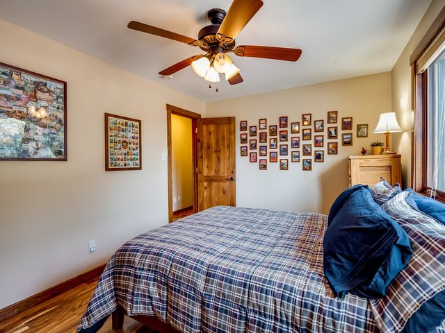 2382 33rd Street, Los Alamos, NM 87544