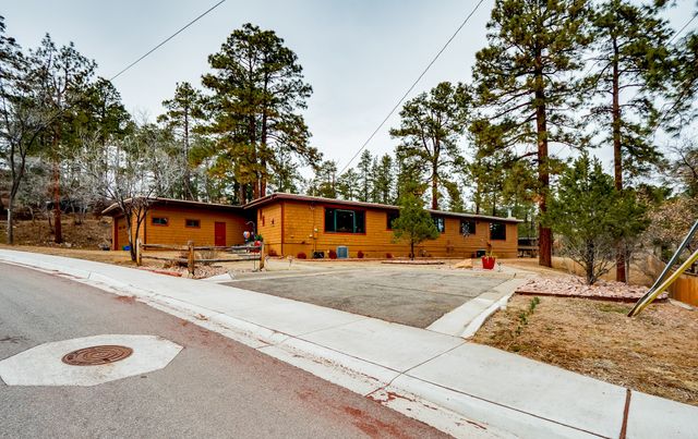 2382 33rd Street, Los Alamos, NM 87544