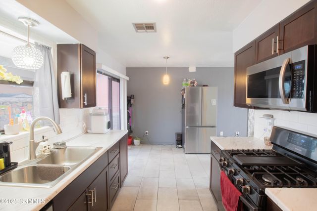 1798 Highland Avenue, Las Cruces, NM 88005