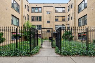 7409 N Seeley Avenue 2B, Chicago, IL 60645