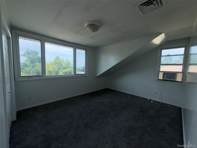 29 Ramapo Road, Garnerville, NY 10923